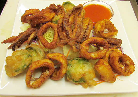 SPICY CALAMARI*